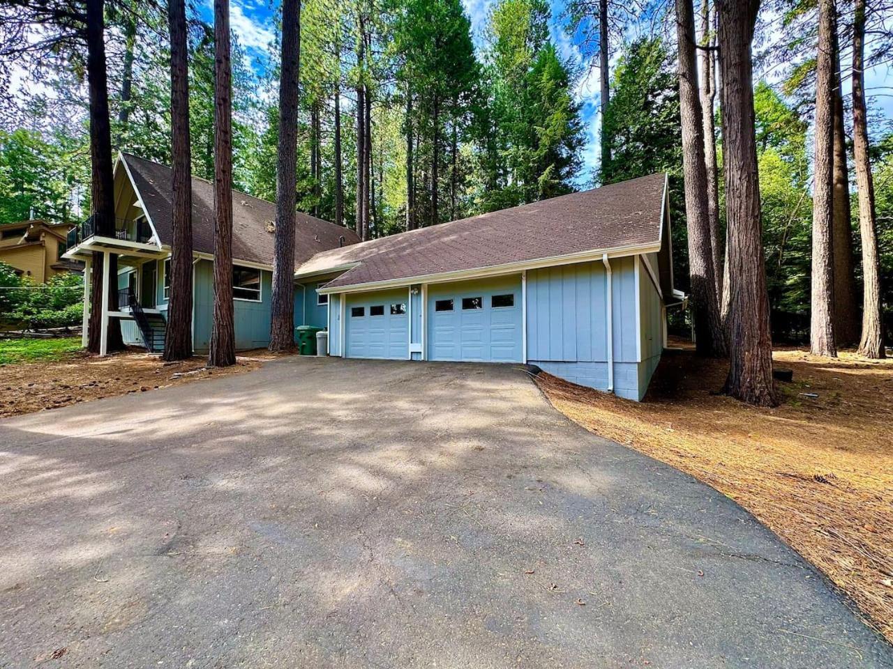 Cabin In The Trees-Game Room Pollock Pines Exterior photo